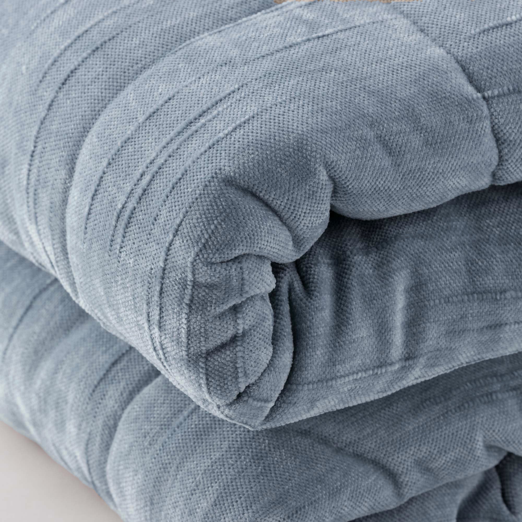 Trapunta Ciniglia Fiammata Lorey Letto Riviera