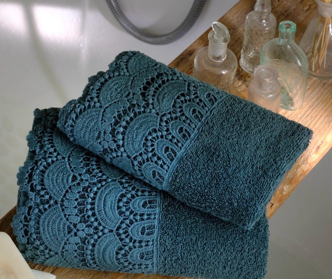 Set Asciugamani Pizzo Alto REGINA