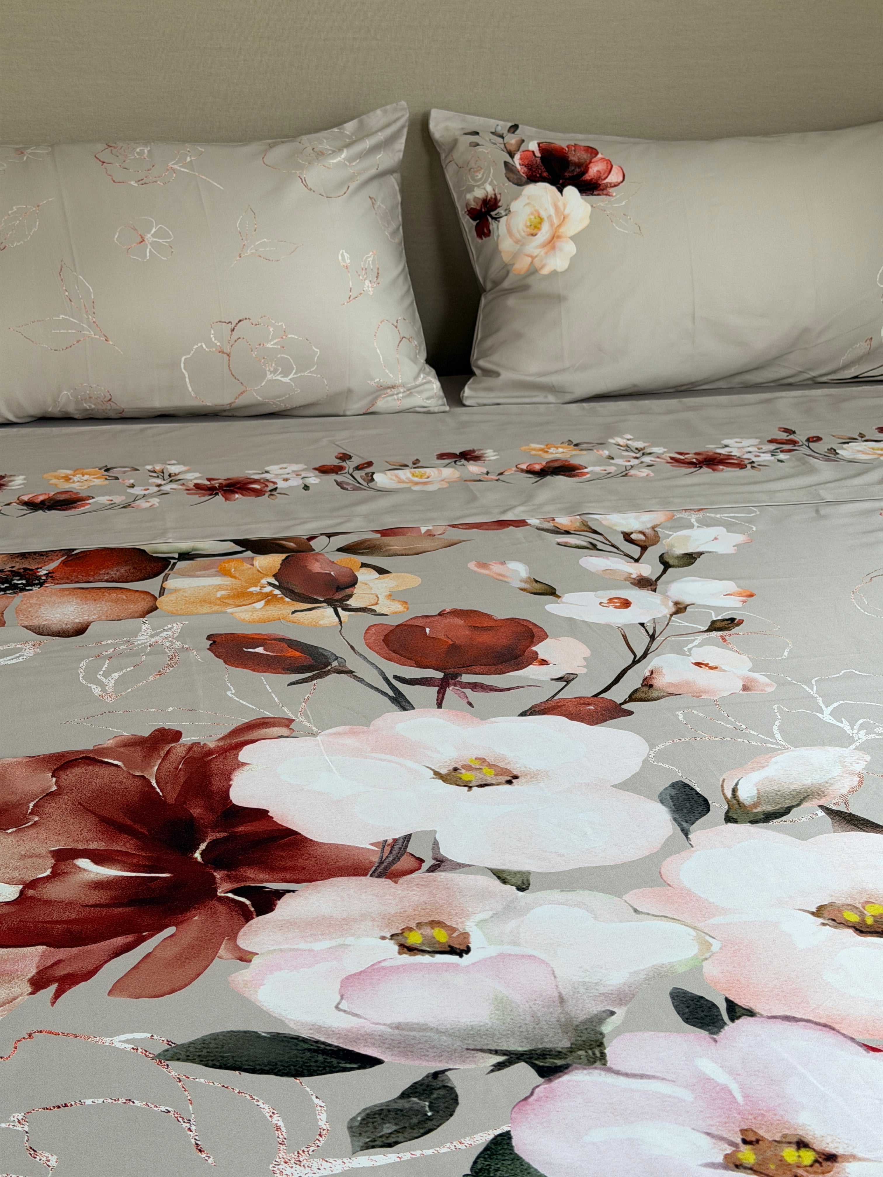 Parure Lenzuola Copriletto Raso 300TC FIORI SUL LETTO - VITTORIA Letto Moreali Tessile Casa