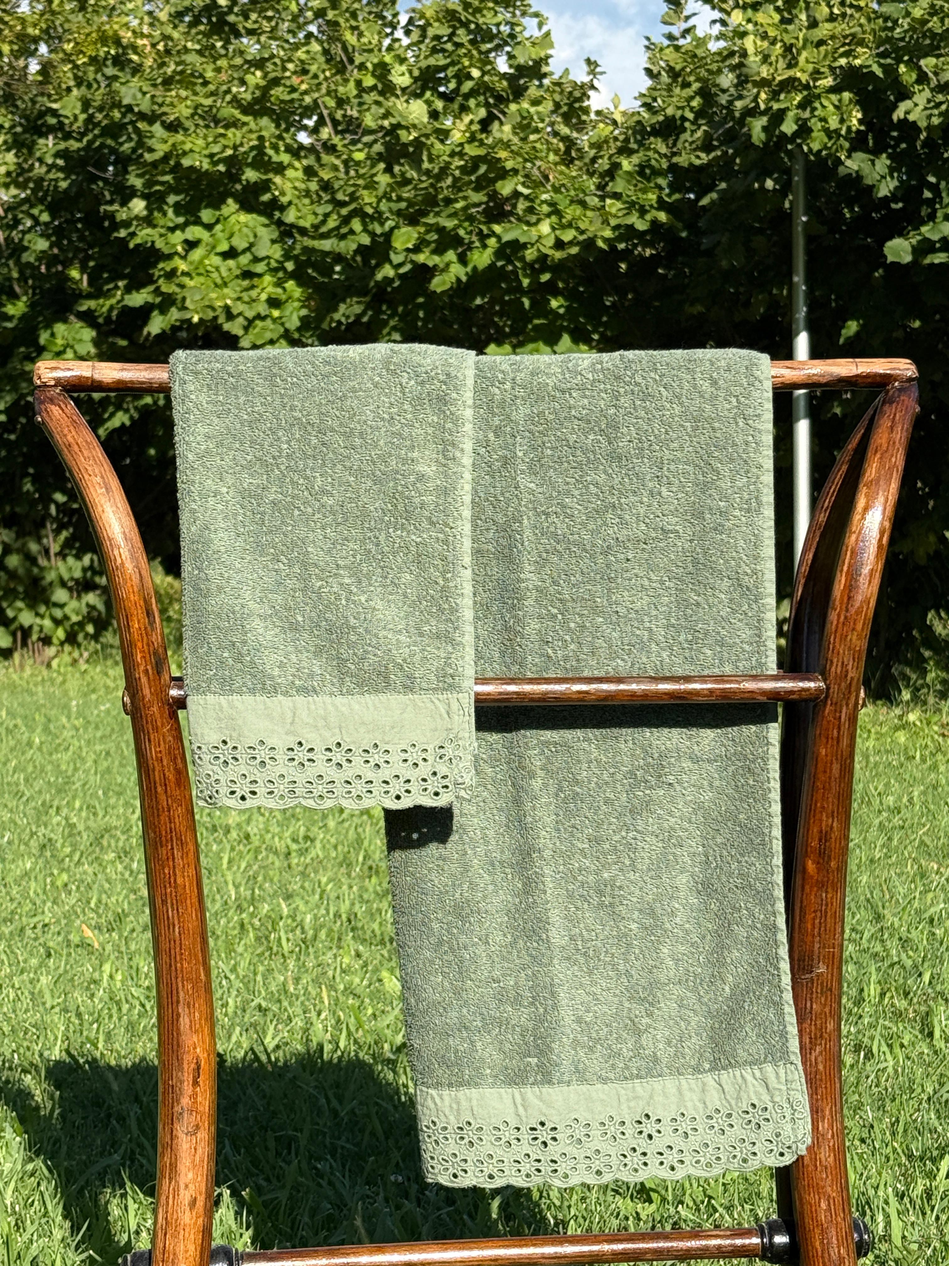 Set Asciugamani Bordo Sangallo Bagno Moreali Tessile Casa 60 x 100 / 40 x 60 Verde