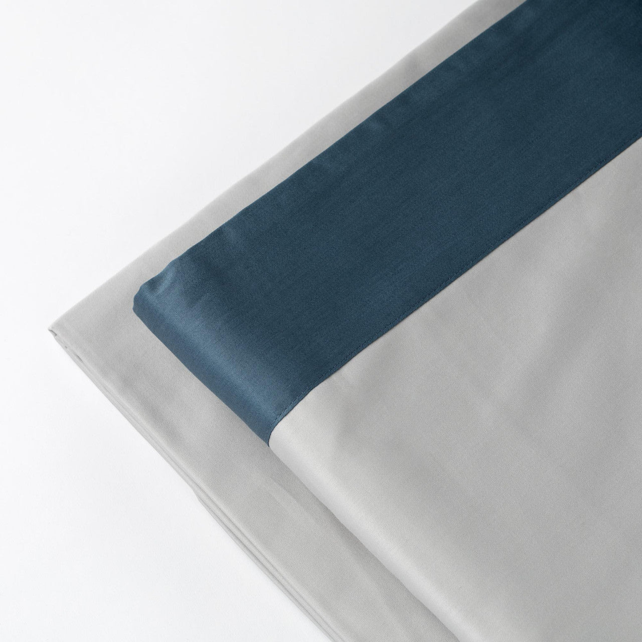 Completo Lenzuola Raso 300TC Bordino Suite Letto Reevèr