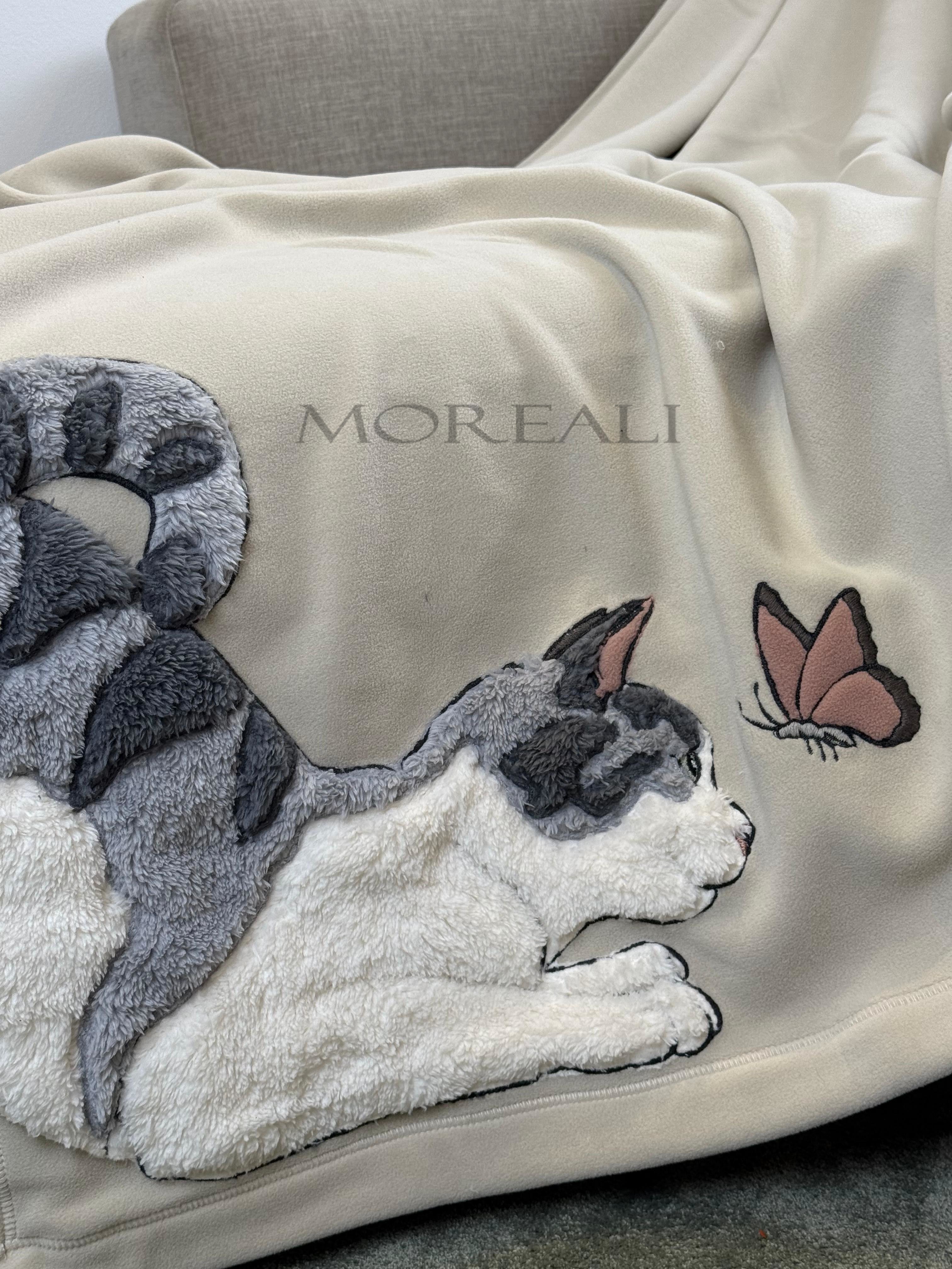 Plaid Pile Battuto Ricamato 'Gatto Curioso' Soggiorno Maryplaid