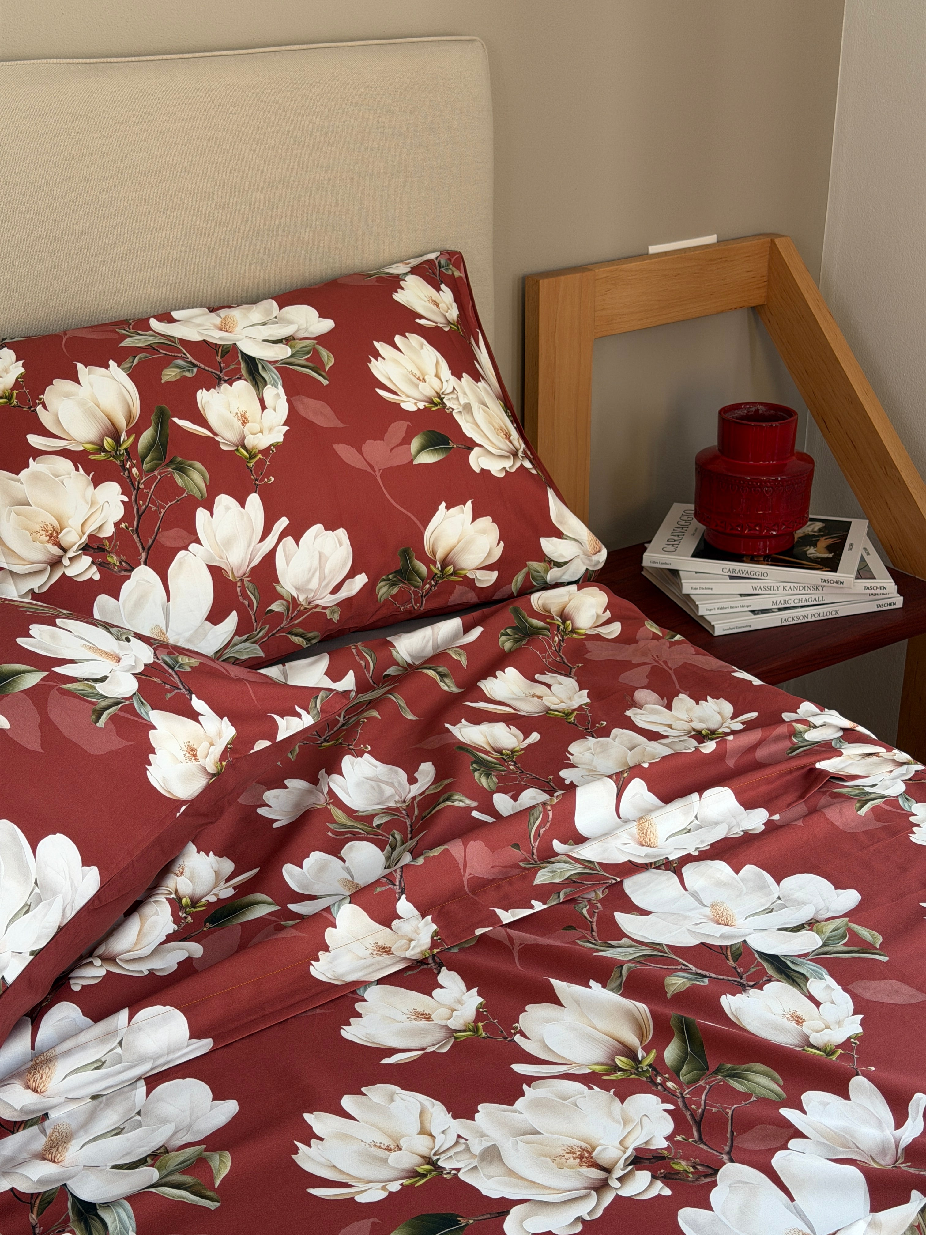Parure Lenzuola Copriletto Raso 300TC FIORI SUL LETTO - LAVINIA 2.0 Letto Moreali Tessile Casa