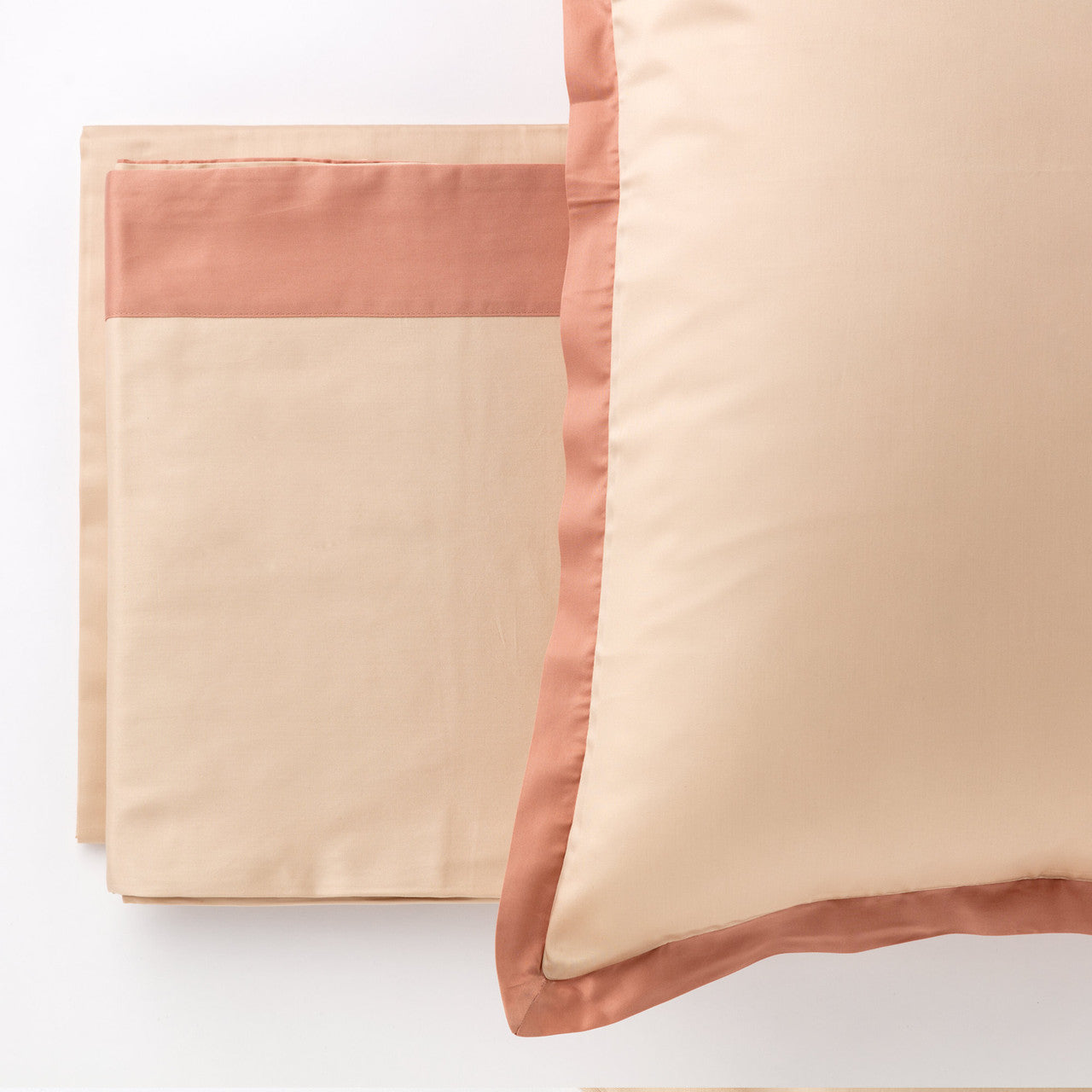 Completo Lenzuola Raso 300TC Bordino Suite Letto Reevèr Matrimoniale Fieno Nude