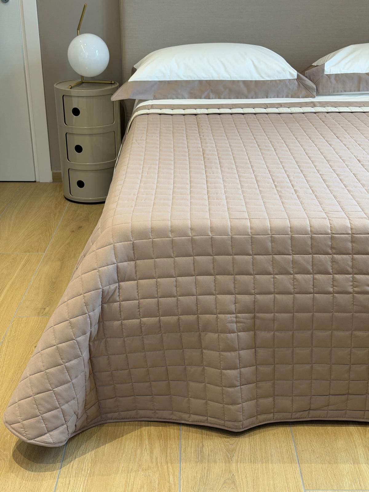 Trapuntino in Microfibra Bicolore PASSEPARTOUT Letto Riviera