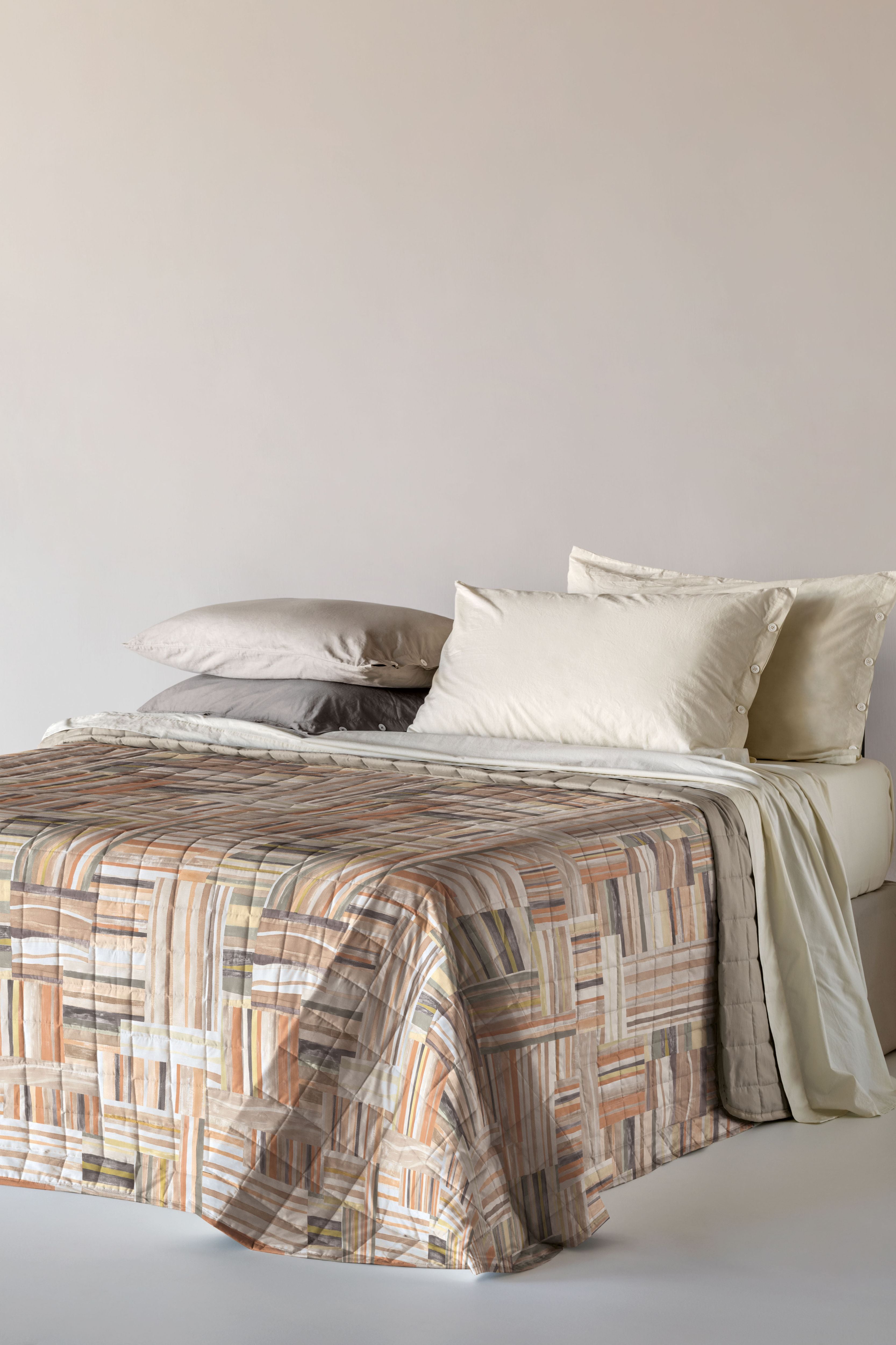 Trapuntino Double in Microfibra Gioele Letto Riviera