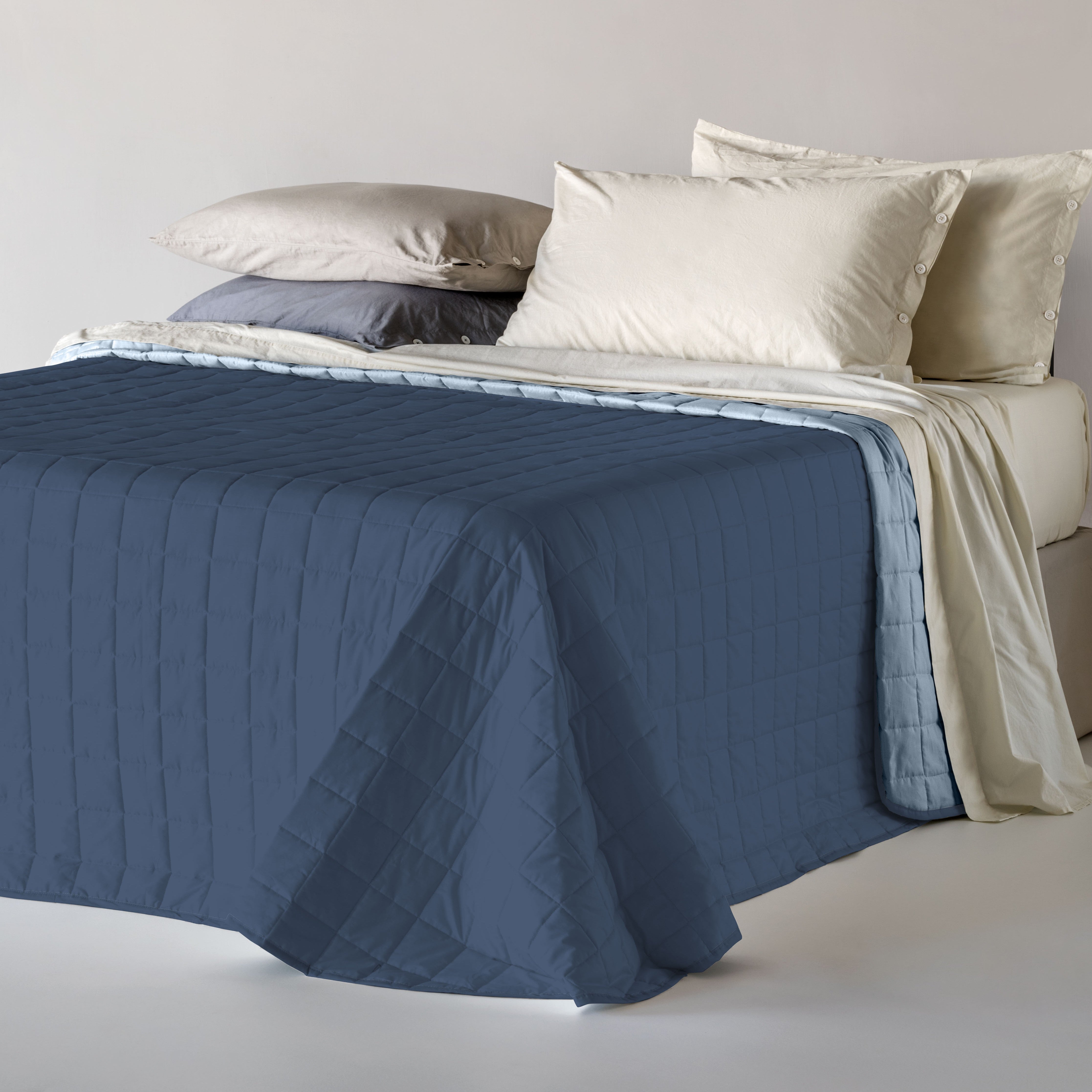 Trapuntino in Microfibra Bicolore PASSEPARTOUT Letto Riviera Matrimoniale 260 x 260 Blu Oceano