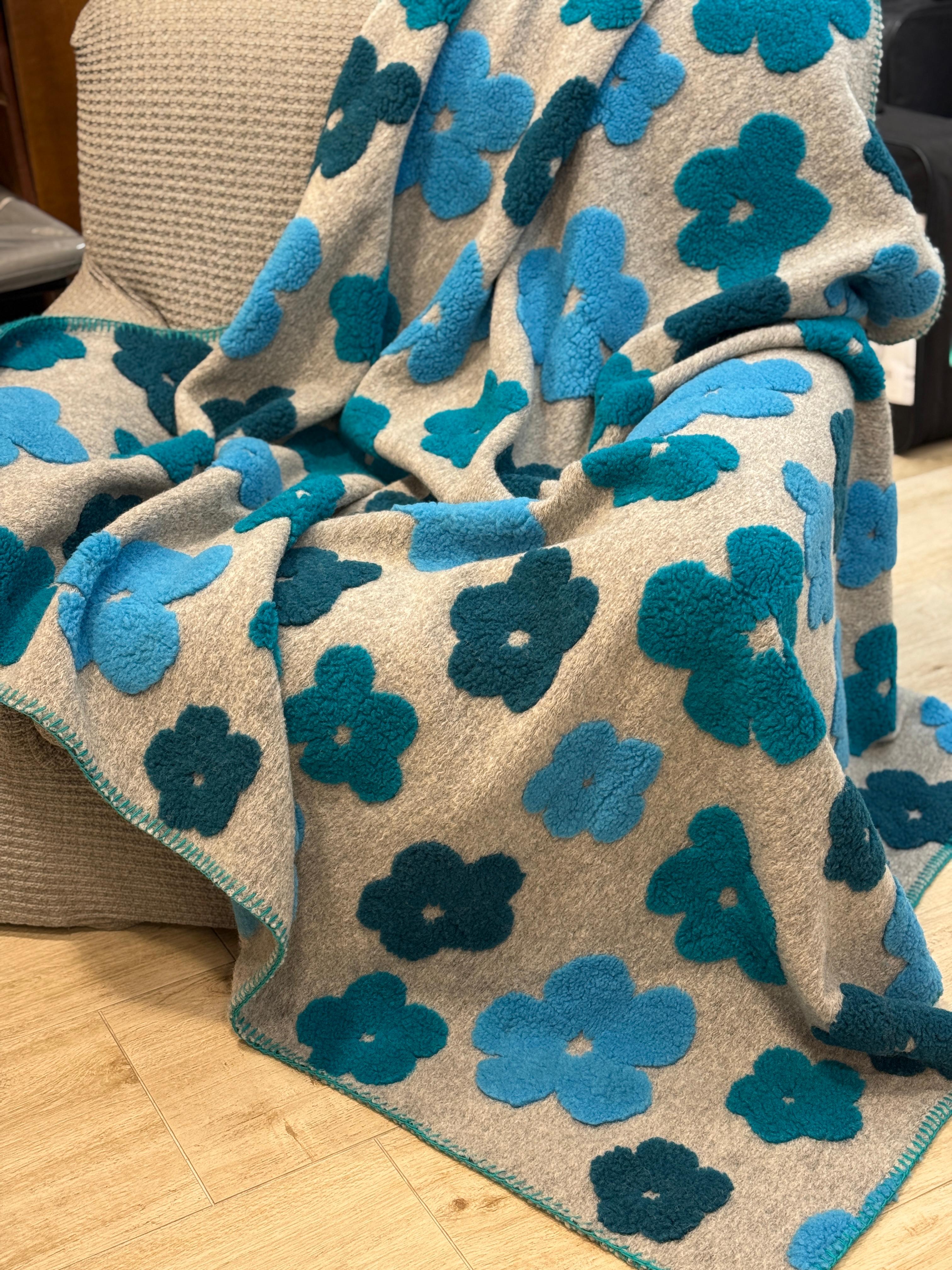 Plaid Lana Cotta Italiana POP ART FLOWERS Soggiorno Moreali Tessile Casa