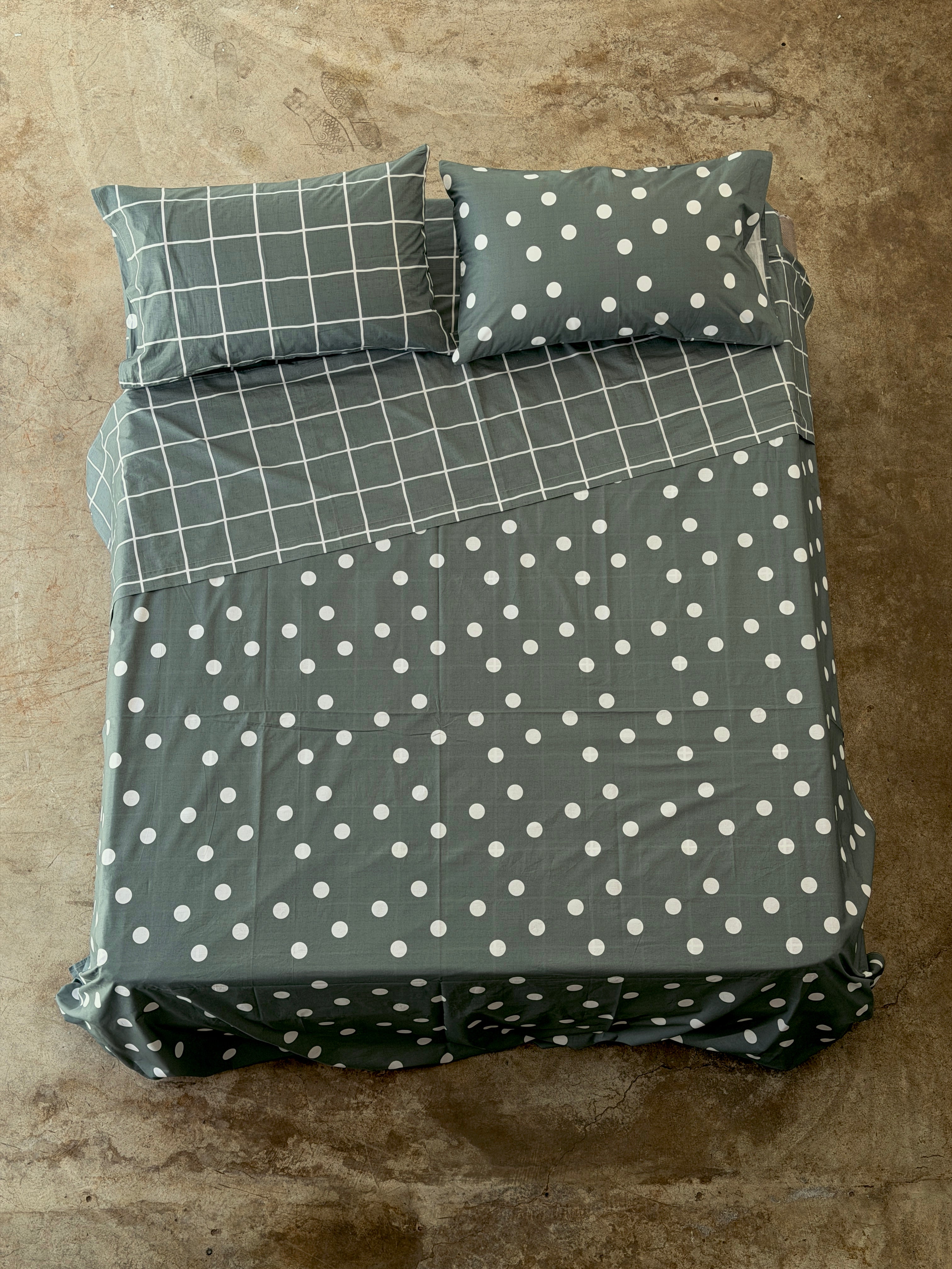 Completo Lenzuola Copriletto Pois-Quadri EASY Letto Moreali Tessile Casa Matrimoniale Verde