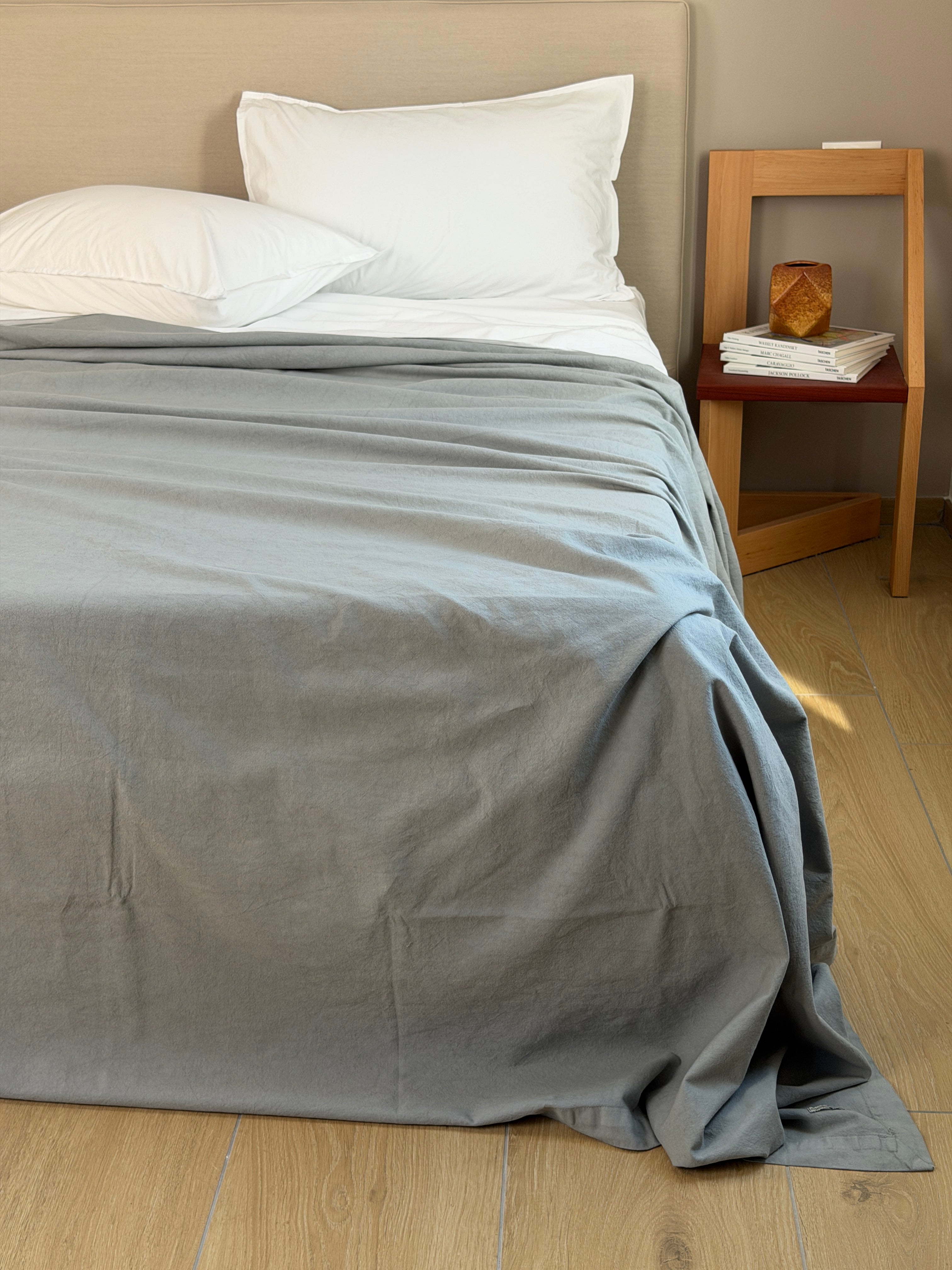 Copriletto No-Stiro ESSENZIALE Letto Moreali Tessile Casa Matrimoniale 270 x 270 Grigio