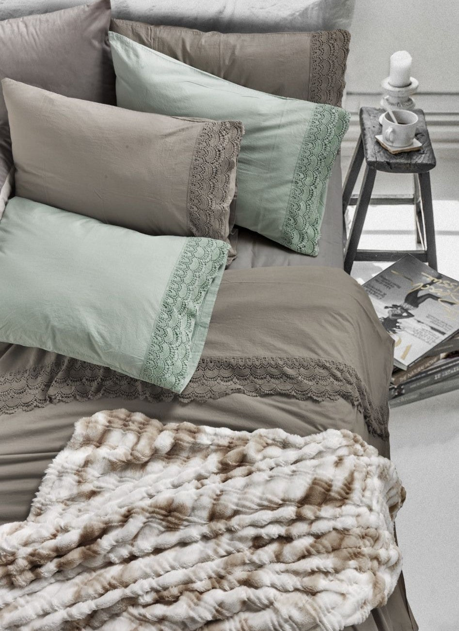 Completo Lenzuola No-Stiro Pizzo Alto REGINA