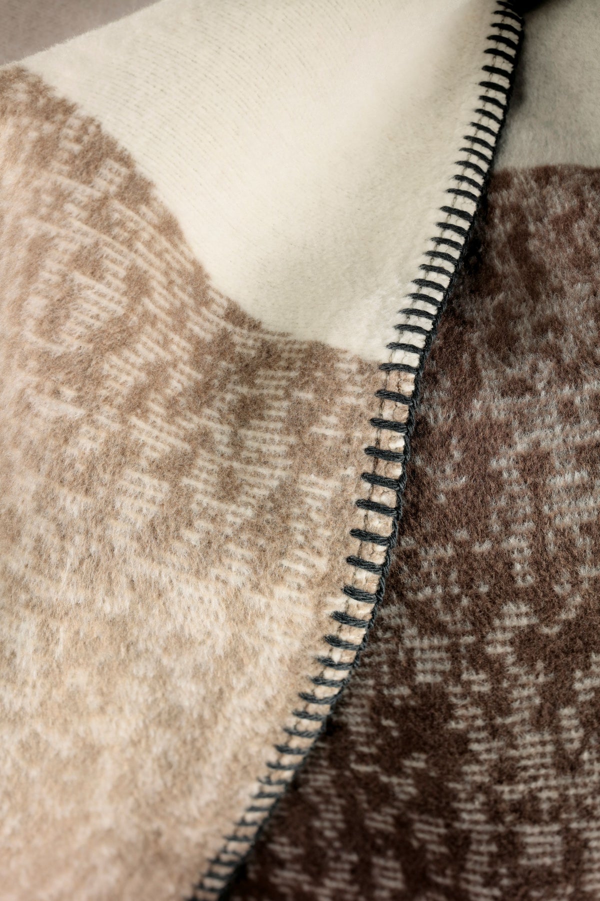 Plaid in Caldo Cotone CONTURE FLOW Soggiorno Borbo