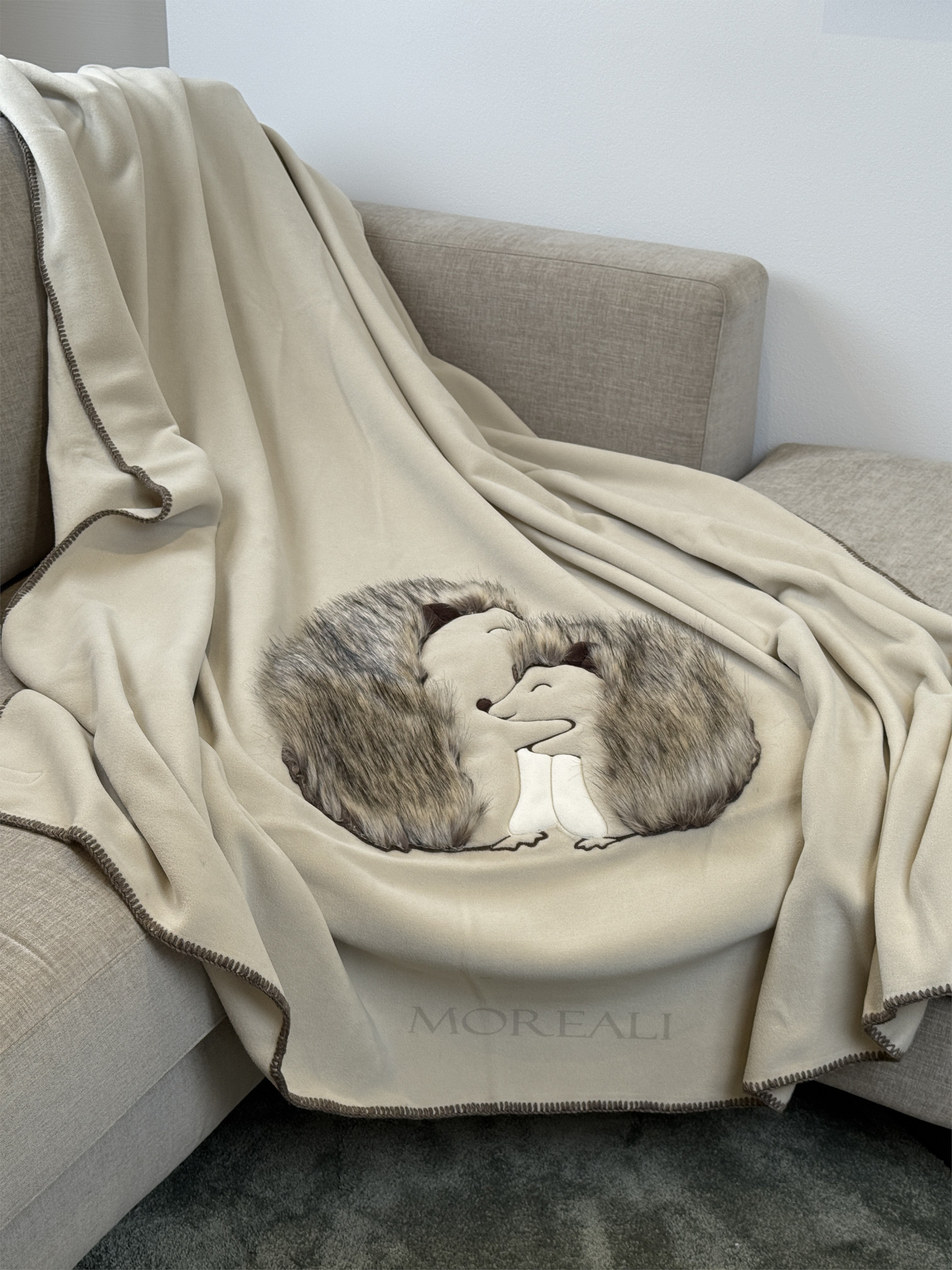 Plaid Pile Battuto Ricamato 'Ricci'