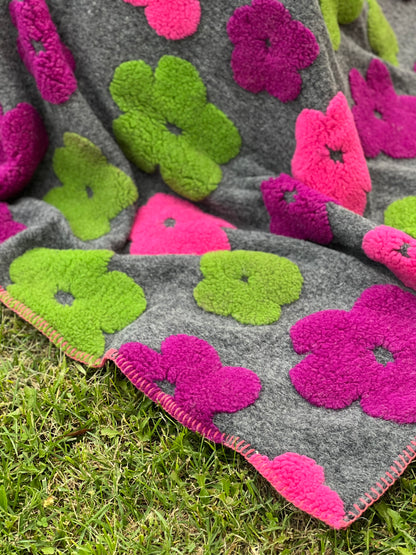 Plaid Lana Cotta Italiana POP ART FLOWERS Soggiorno Moreali Tessile Casa