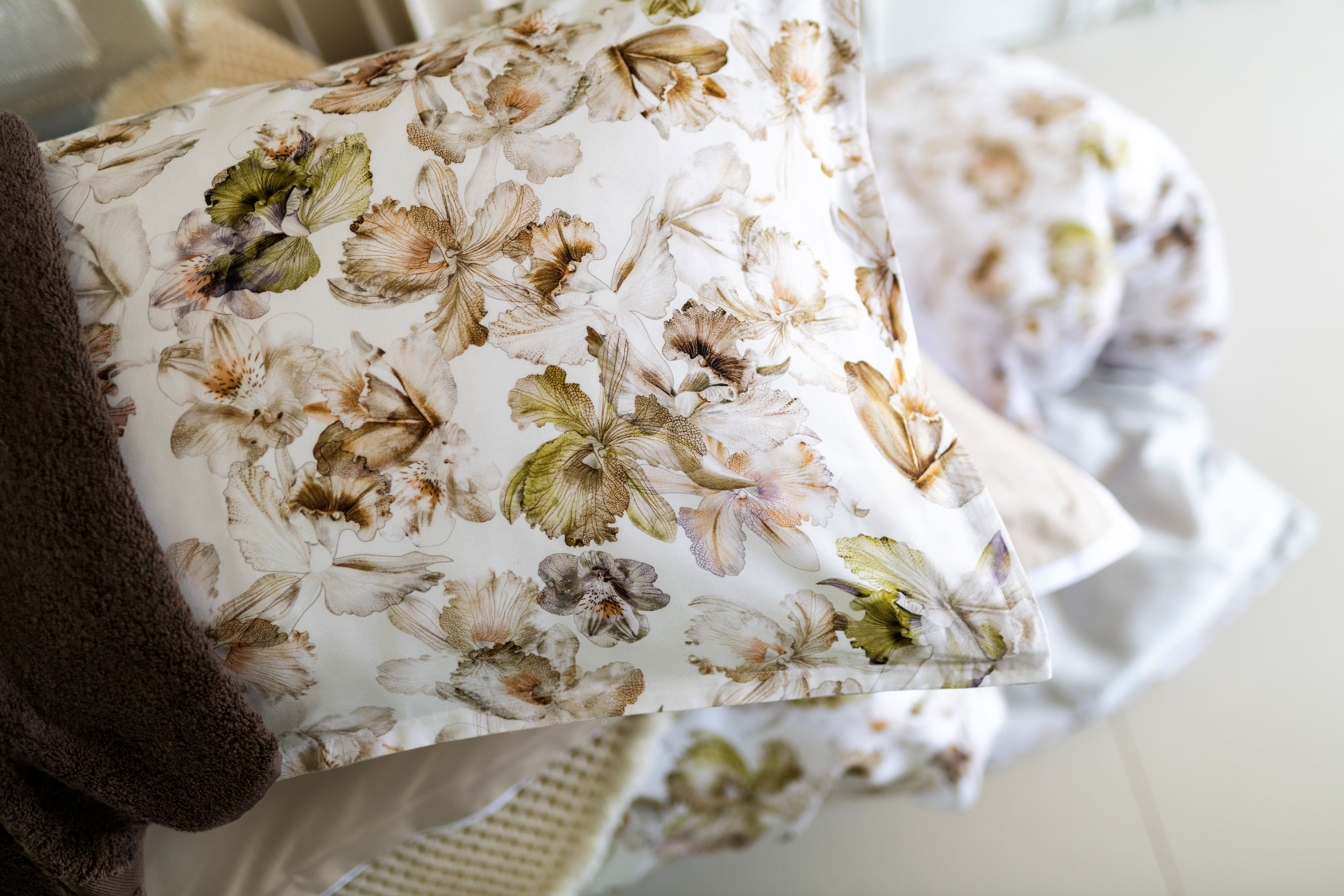 Completo Lenzuola Copriletto Raso Priscilla Letto Galizzi