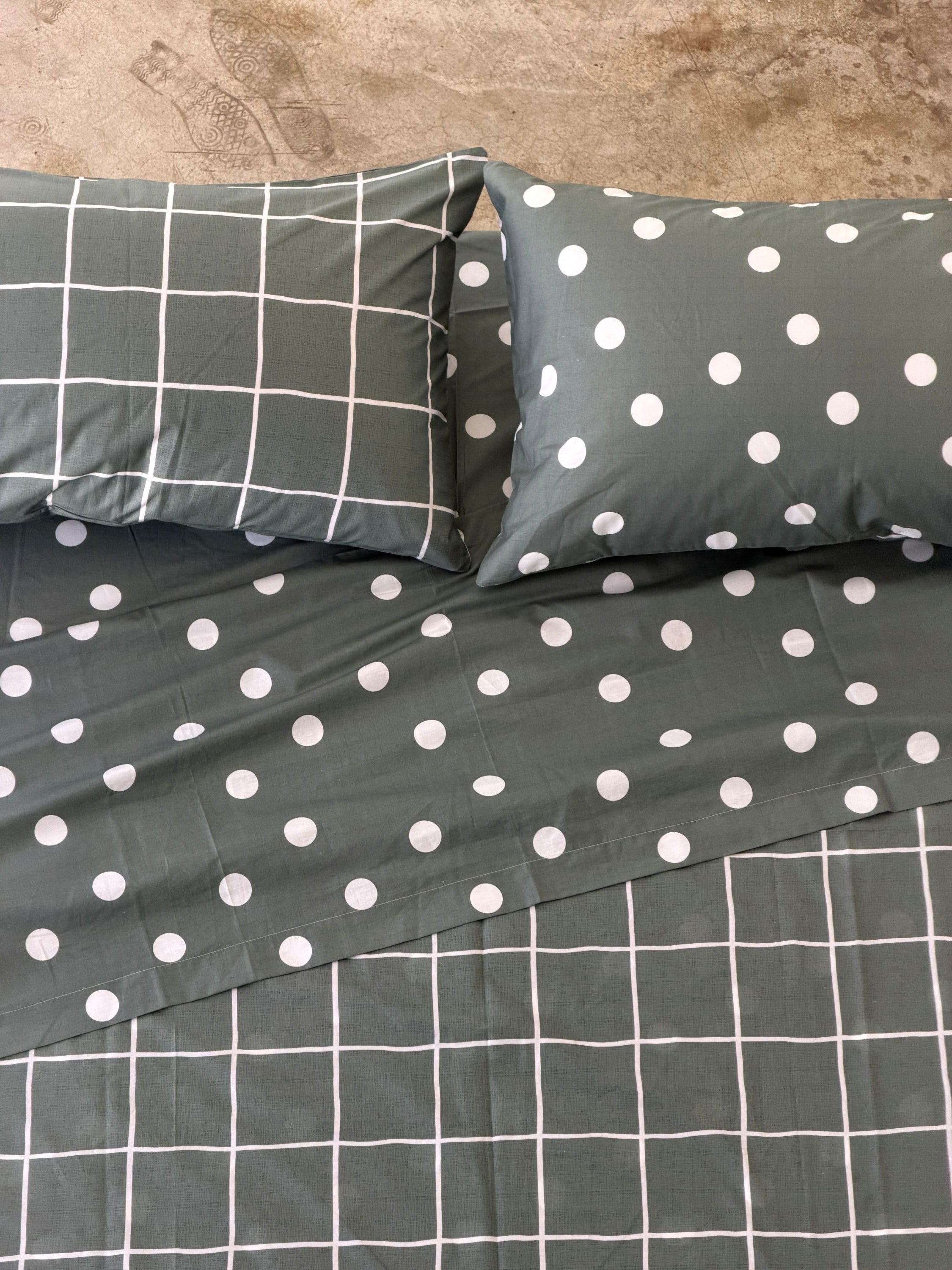 Completo Lenzuola Copriletto Quadri-Pois EASY Letto Moreali Tessile Casa