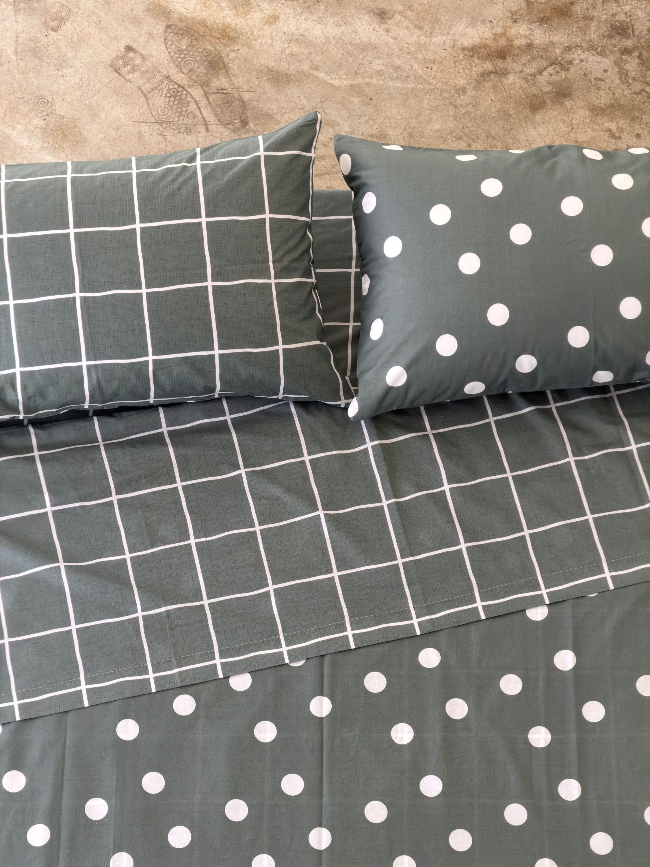 Completo Lenzuola Copriletto Pois-Quadri EASY Letto Moreali Tessile Casa