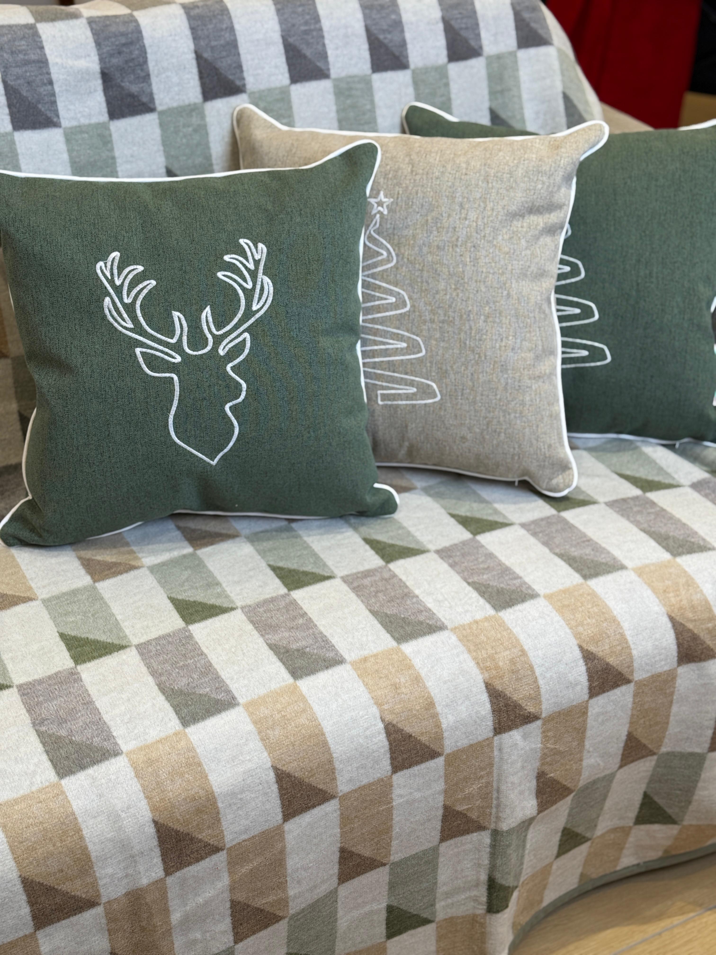 Cuscino Arredo Piping Christmas Reindeer Soggiorno Moreali Tessile Casa