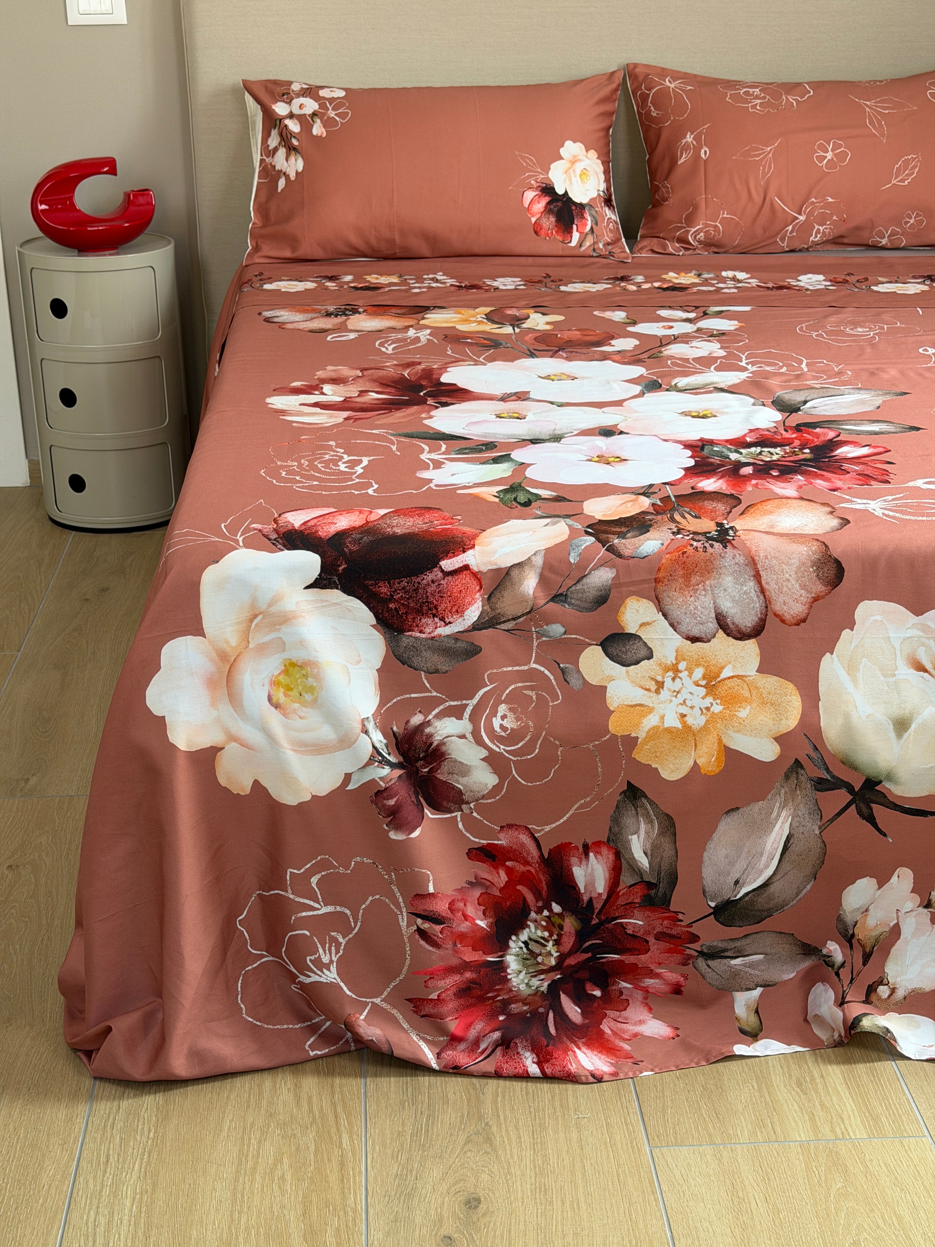 Parure Lenzuola Copriletto Raso 300TC FIORI SUL LETTO - VITTORIA Letto Moreali Tessile Casa Matrimoniale Marrakech