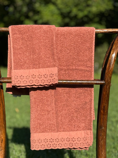 Set Asciugamani Bordo Sangallo Bagno Moreali Tessile Casa 60 x 100 / 40 x 60 Marrakech