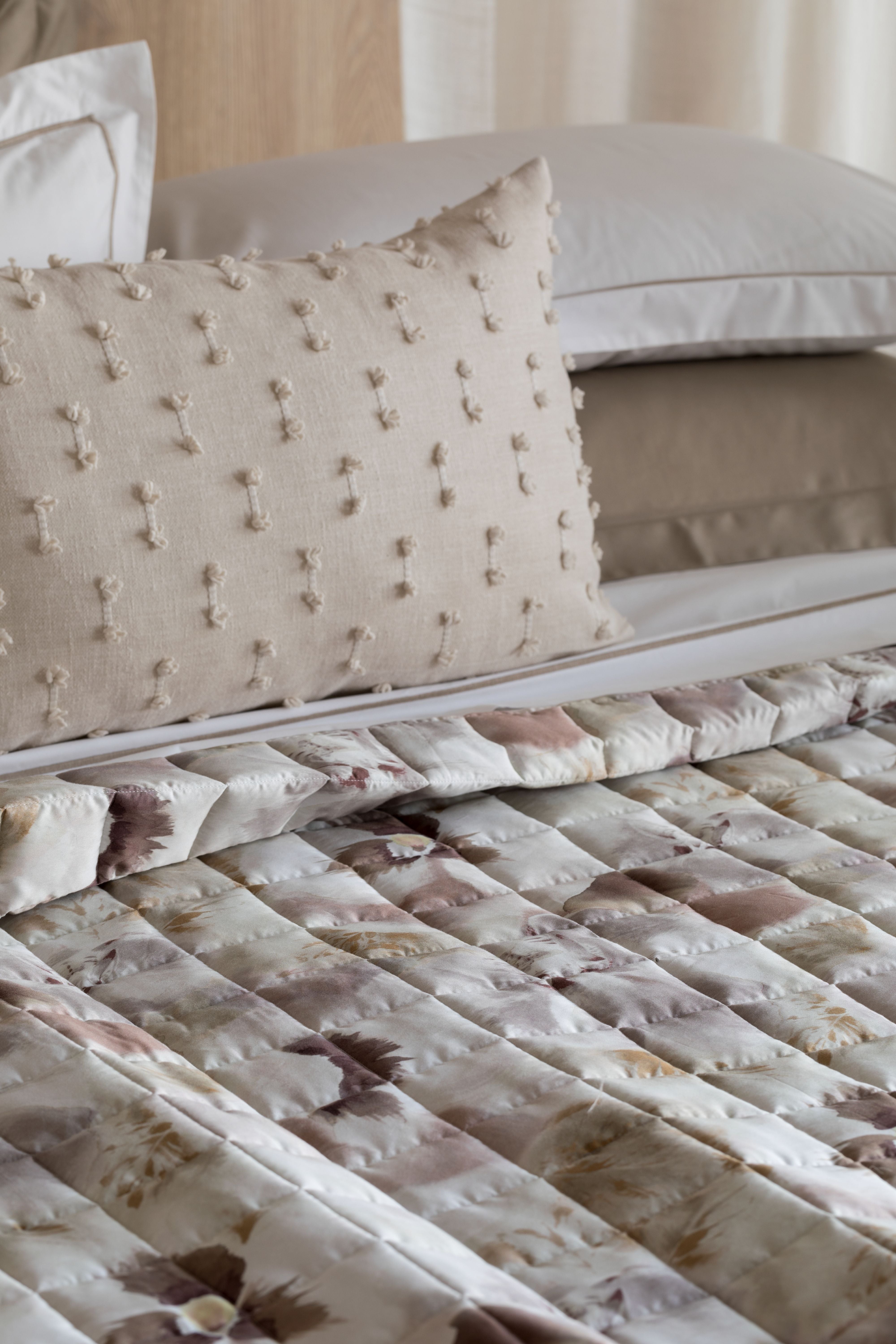 Trapuntino in Raso 300TC Stampa Digitale AMIRA Letto Reevèr