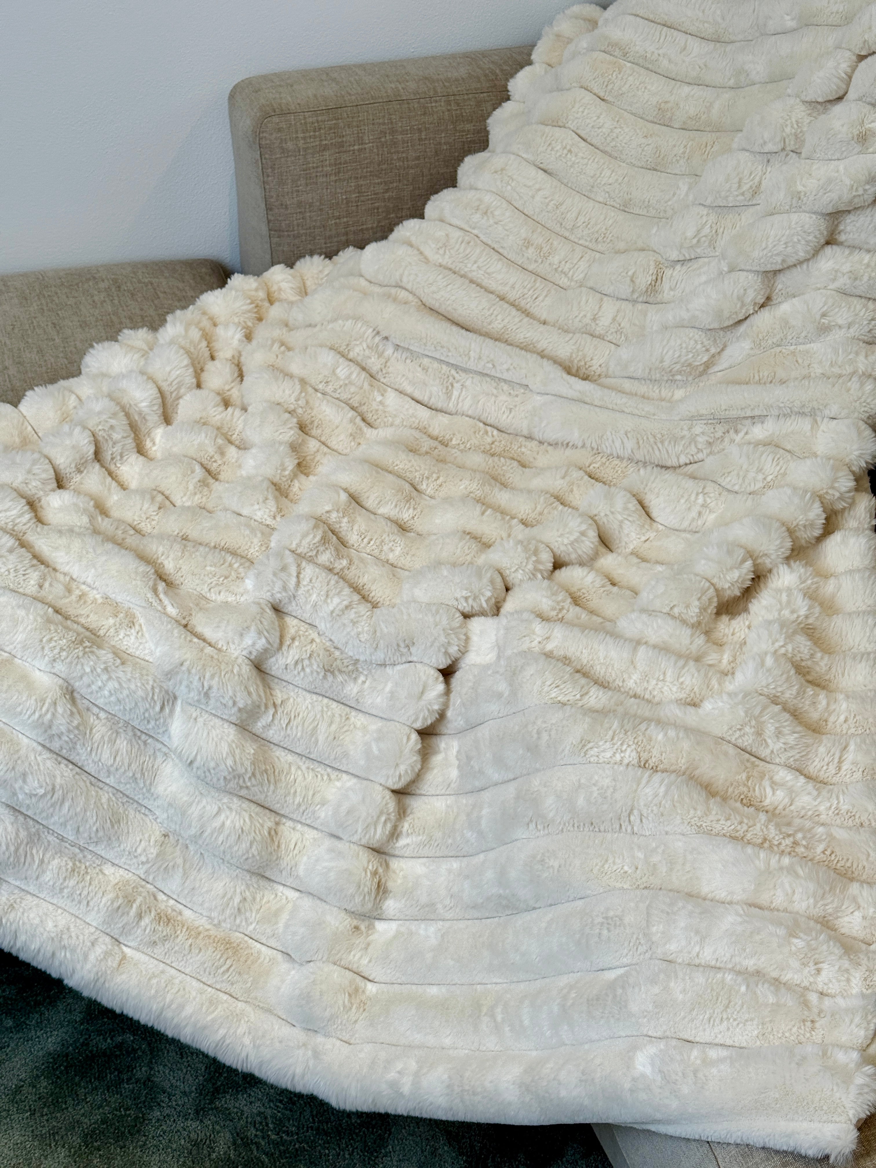 Plaid Pelliccia INTRECCI Soggiorno Maryplaid 140 x 180 Panna